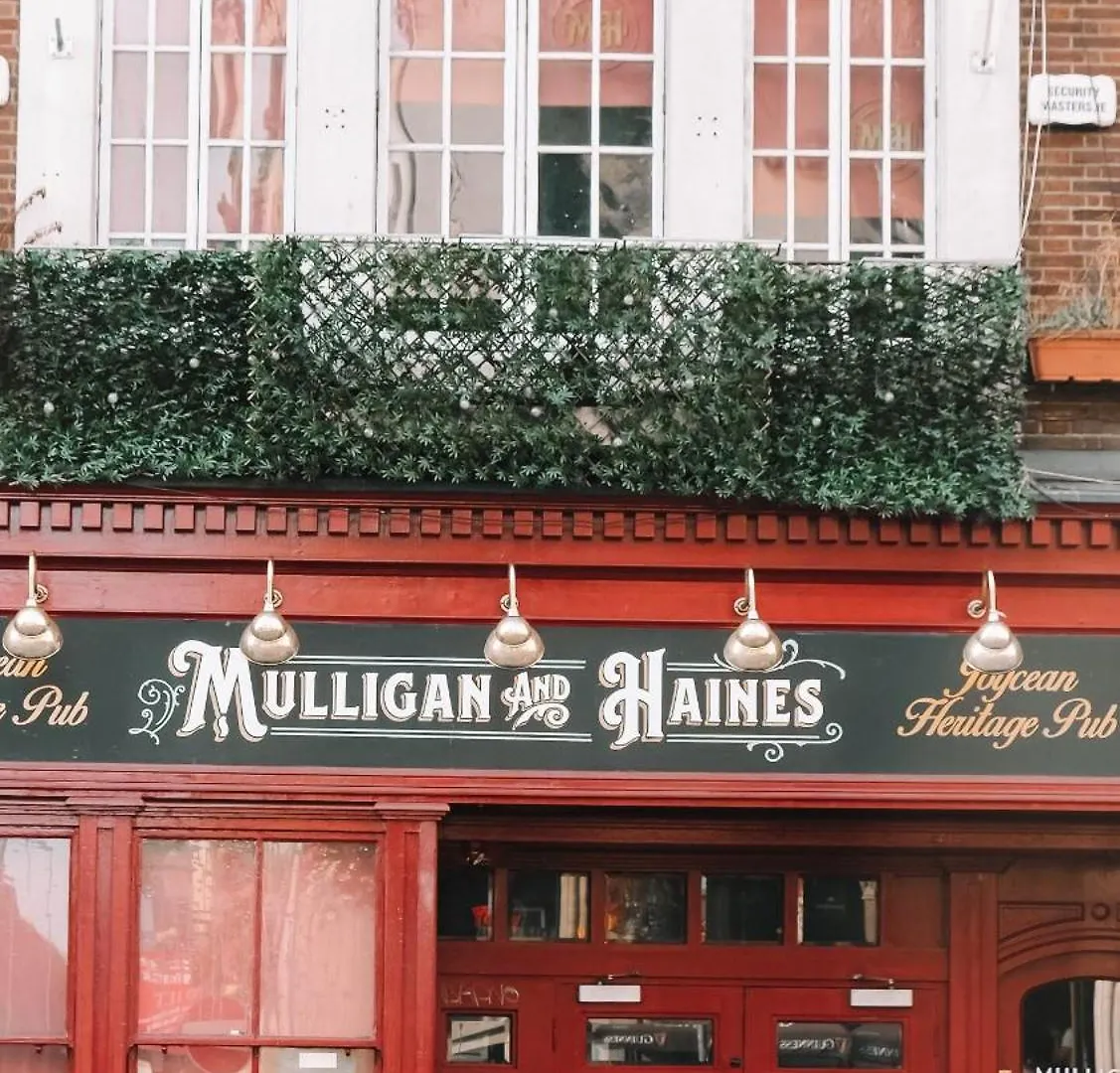 **  Mulligan Hotel Dublin Ireland